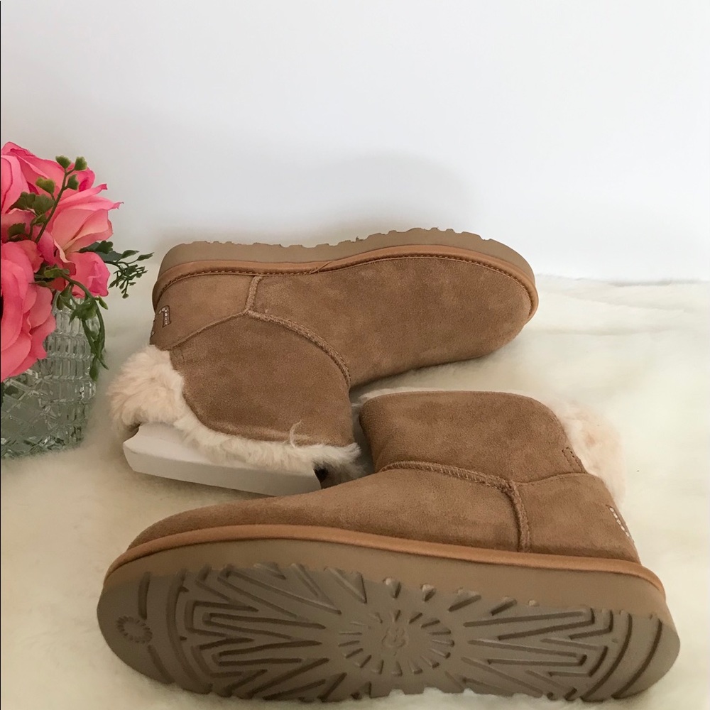 UGG Classic Bling Mini Boots - Picture 3 of 8